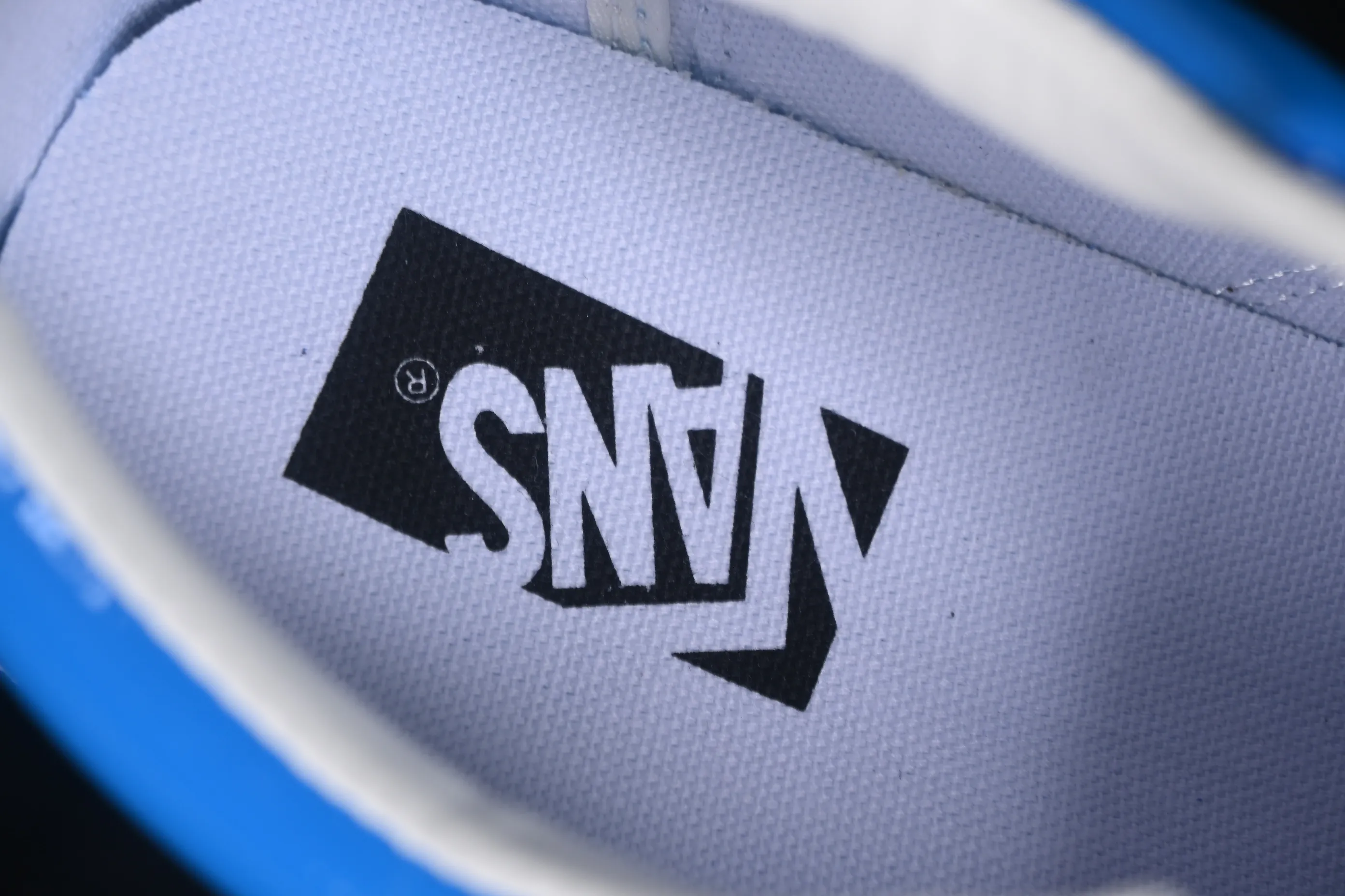 All categories Vans Vans series Vans Low Vans low top Vans Old Skool Vans patent leather low-top casual skateboard shoes VN000E8VCCZ